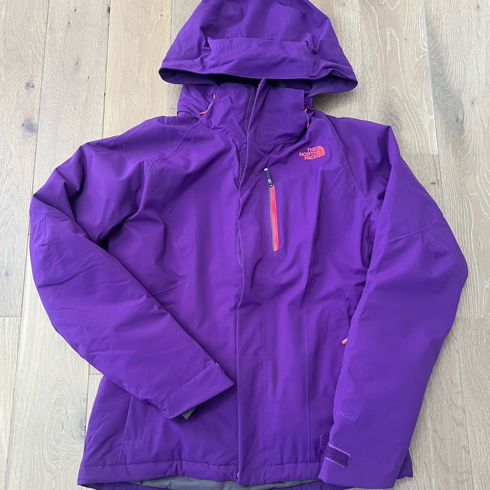 North Face Women’s medium ski Jacket